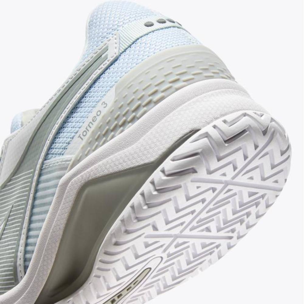 Diadora Blushield Torneo 3 Men's Tennis Shoe (White/Silver) - RacquetGuys.ca