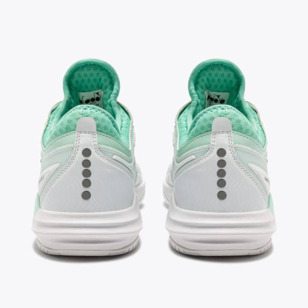 Diadora Speed Blushield Fly 5 Women's Tennis Shoe (Cabbage/ Black/White) - RacquetGuys.ca