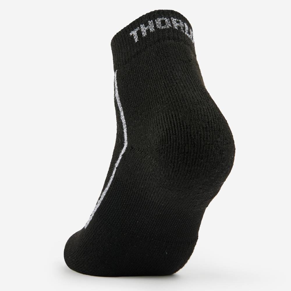 Thorlo Unisex Pickleball Light Cushion Ankle (Black) - RacquetGuys.ca