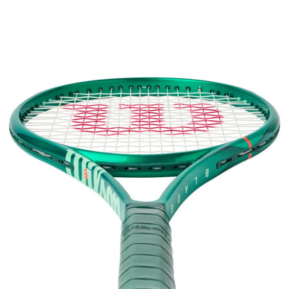 Wilson Blade 100L V10 - RacquetGuys.ca