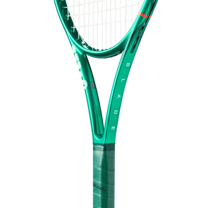 Wilson Blade 100UL V10 - RacquetGuys.ca
