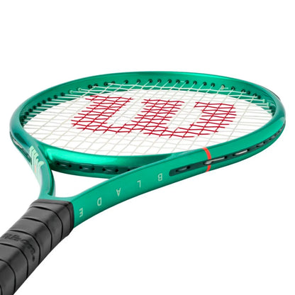Wilson Blade V10 25 Junior (Pre-Strung) - RacquetGuys.ca