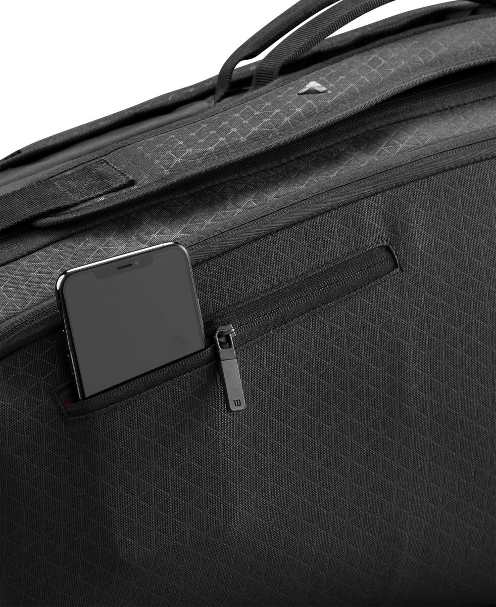 Wilson Clash v3 6 Pack Racquet Bag (Black/Infrared) - RacquetGuys.ca