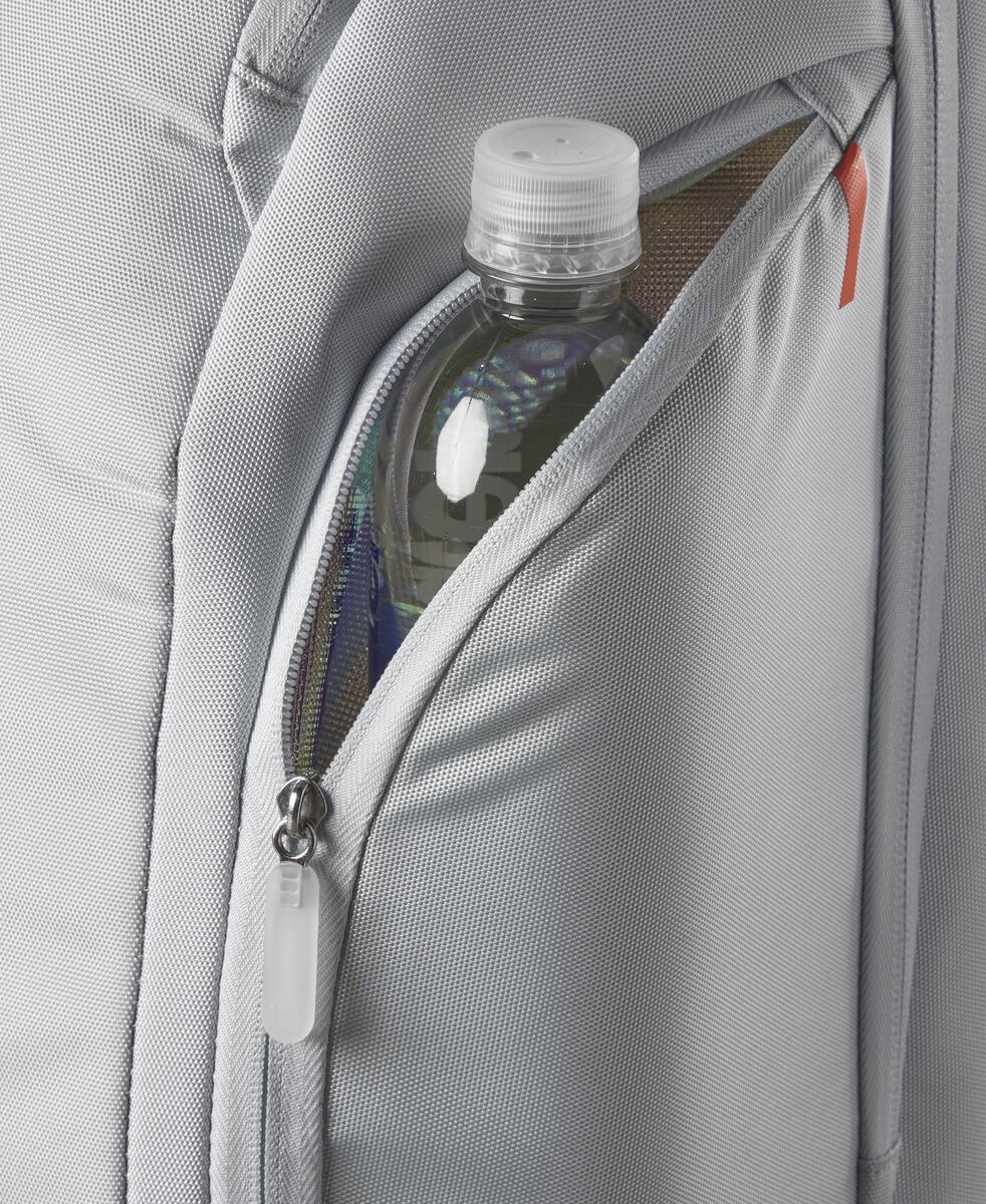 Wilson Shift Super Tour Backpack (Grey) – RacquetGuys.ca