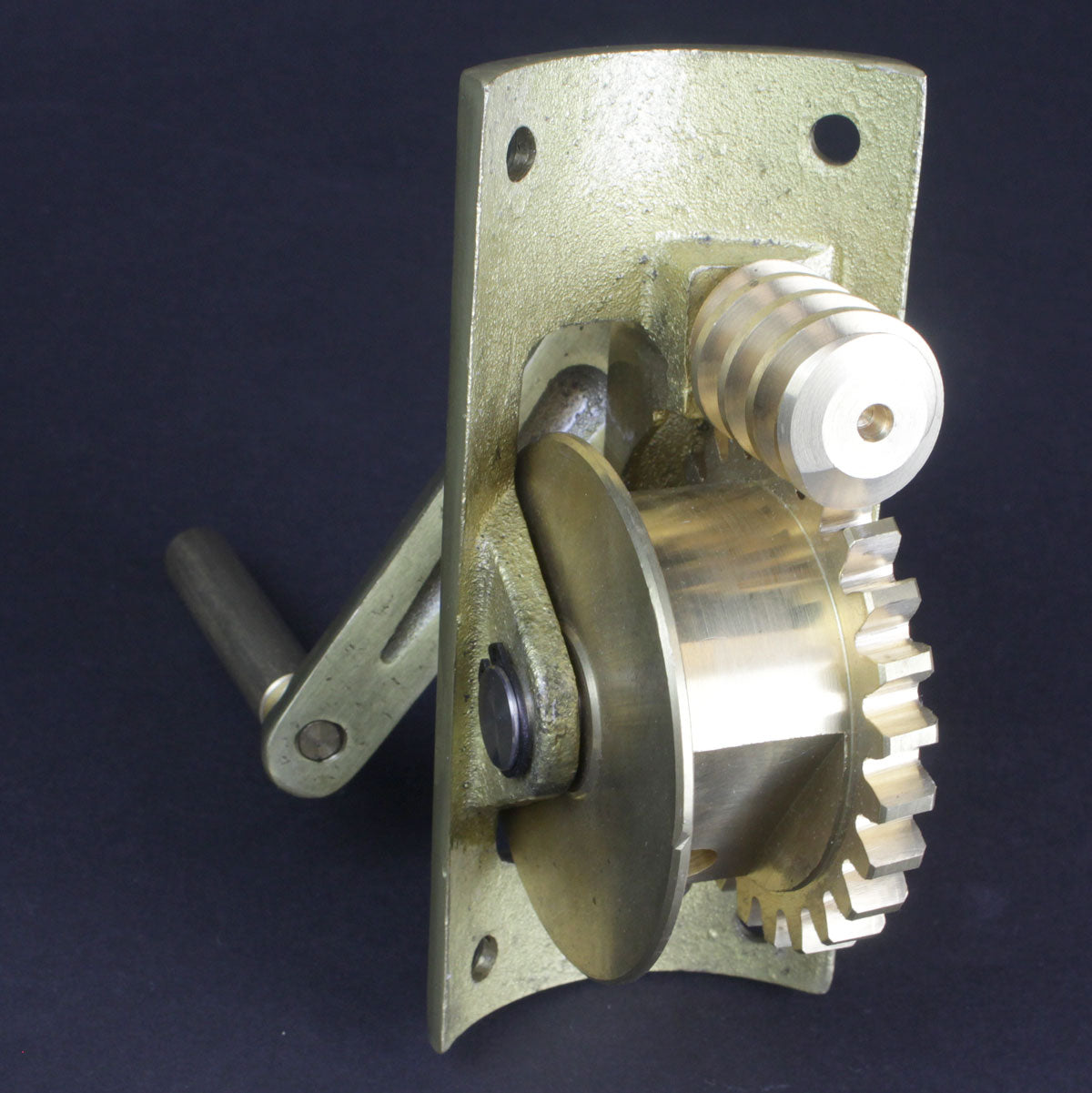 Net Post Replacement Brass Winder and Handle (Round Posts) - RacquetGuys.ca