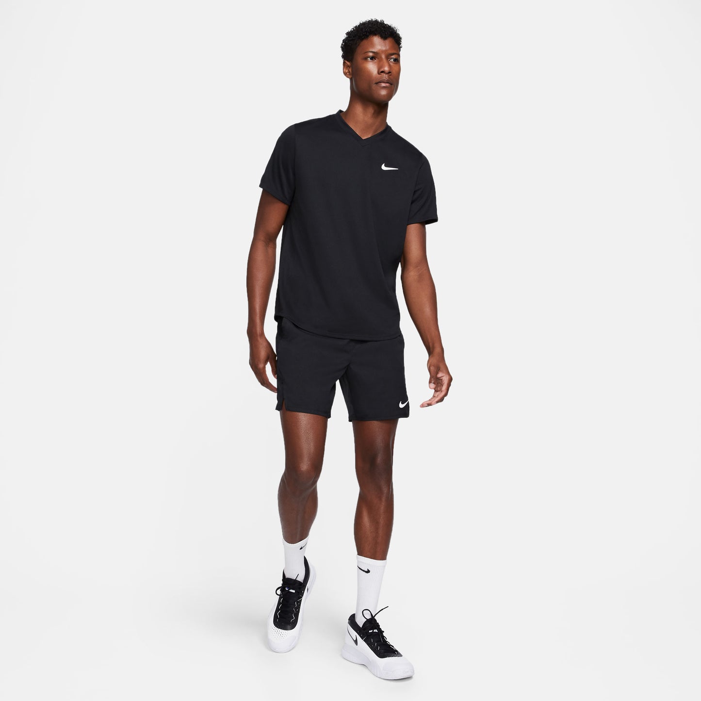 Nike Men's Dri-FIT Victory 7-Inch Shorts (Black/White) - RacquetGuys.ca