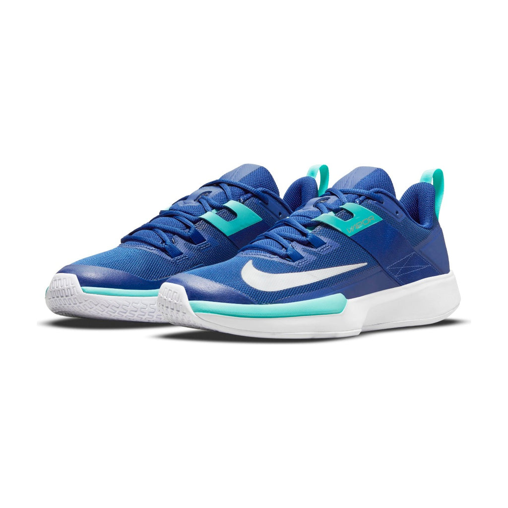 Nike turquoise sale sneakers