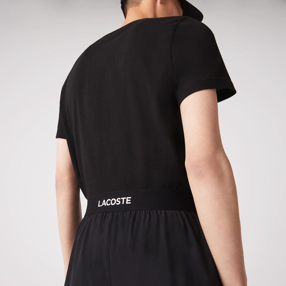 Lacoste Men's Ultra Light 8-inch Short (Black/White) - RacquetGuys.ca